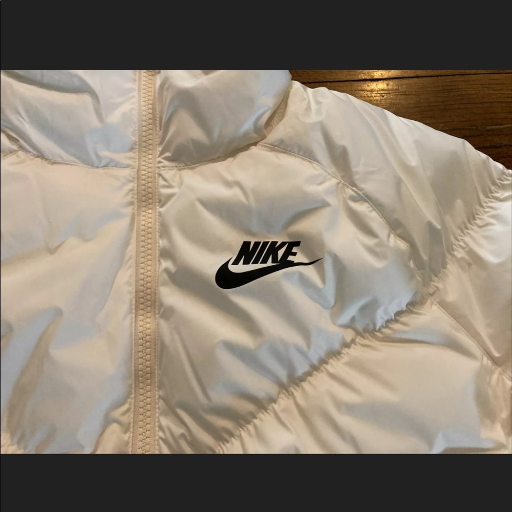 NIKE Sportswear Synthetic Fill Puffer Coat Women's - Picture 6 of 9